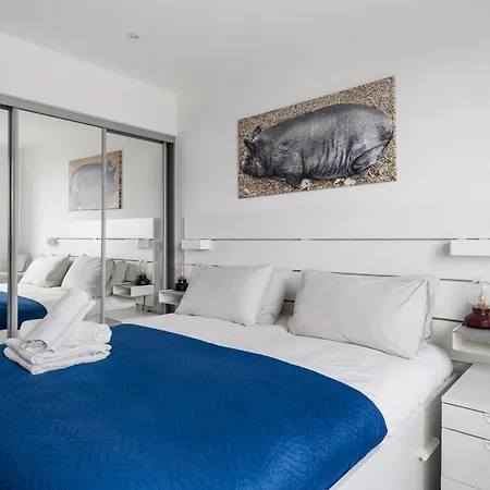 Impeccable Modern 2Br Apartment Peachy Stays London Exterior photo